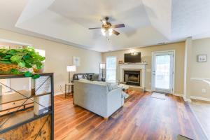 6 Mi to Fort Benning Quiet Home with Patio and Yard