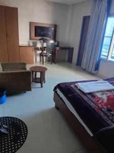 Hotel ratna priya pvt ltd
