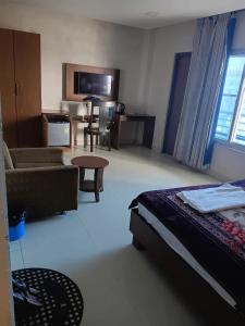 Hotel ratna priya pvt ltd