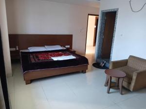 Hotel ratna priya pvt ltd