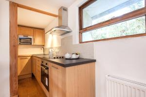 Barberry Brook - Swimming pool acces