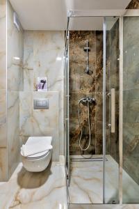 Aleksandar Gondola 53