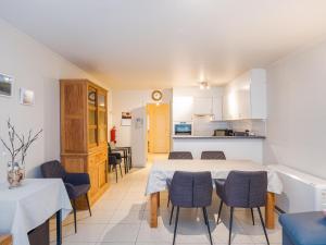 De Ra - 0101 + park. 45 (Antigua)