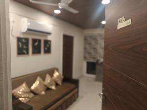 Unique by erTH stays