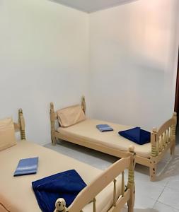 Refúgio na natureza com piscina e churrasqueira