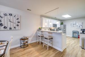 Dog-Friendly Condo on Smith Mountain Lake