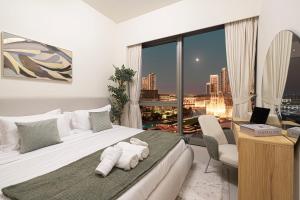 INCREDIBLE BURJ KHALIFA & DUBAI FOUNTAIN Views - 2 BR Luxury Apartment - Sanctuary Stays