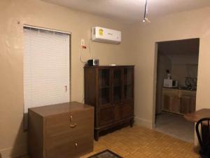 424 E Levee Sreet #1