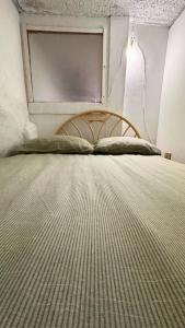 Un Café en el camino, Homestay