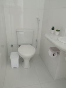 Studio perto da praia SOL, ar condicionado, estacionamento