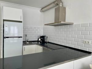 Estudio Vista Mar & Piscina - 200 m de la playa