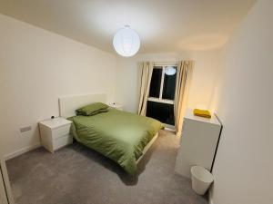 Brand New Modern 2 bedroom Flat Near City Centre