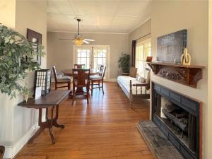 Wishing Star Townhouse on Spring Street