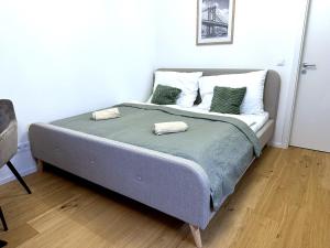 Olive City Studio with kitchen