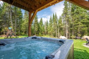 Le Kouzy - Spa, Foosball, Pool table, Game Room