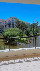 De Groove luxury Home