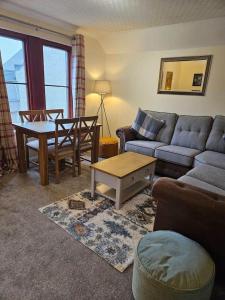 5 Ardross Court, 20 Ardross St. Inverness IV3 5NH