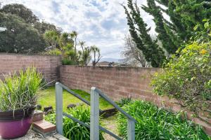 Casa Luna - Mtn Views in South San Francisco!