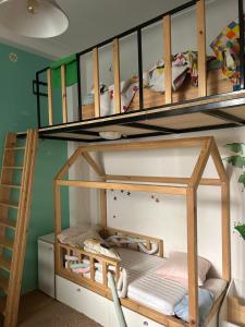 Elegant apartment in Nice with a private garden