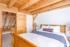 Alpine Timber Luxury Chalet wHot Tub
