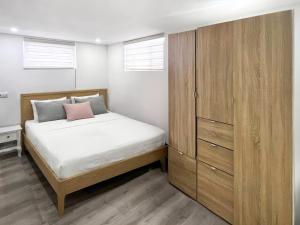 Modern House with Outdoor Area and Free Parking