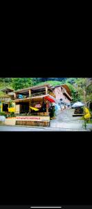 Hospedaje Casa Roble