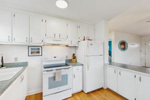 AV101A Tarpon Drive Hideaway A