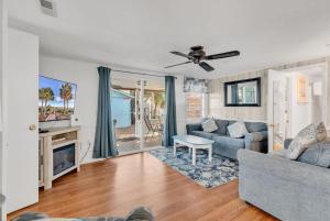 Ocean Lakes Comfy Cottage Steps to Beach Waterpark