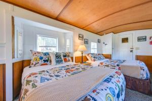 13 Mi to Mt Rainier Natl Park! Historic Railcar