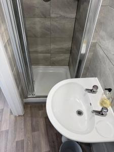 Cardiff Central Executive Apartment - 5 minute walk to Principality Stadium