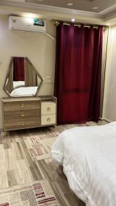 3 bedroom lux in zayed Building 108 apartment 7