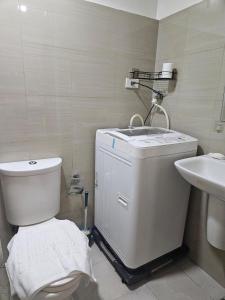 Shore 2 Tower 2 Pool View 1BR near MOA and NAIA Shore003