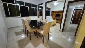 Aconchegante, arejado, iluminado e bem localizado