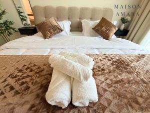 Modern Luxurious Studio Golf View Damac Community
