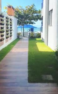 Apartamento Lateral - Predio frente mar