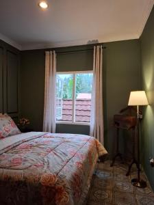 ParabonHaus Kopitiam - Bed & Breakfast