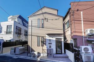 Zenith Shinjuku Hinoki Building B by Tranova