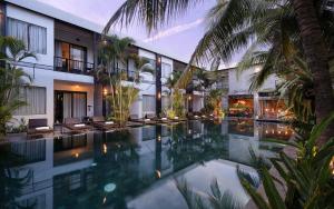 Central Corner Suite