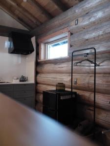 BLACK LOG CABIN in Myoko