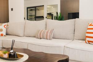 Luxurious Lavington Kilimani 2BR with Fast WiFi