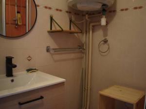 Agréable studio cabine à Font-Romeu, confort 4 personnes, lumière plein sud - FR-1-580-149