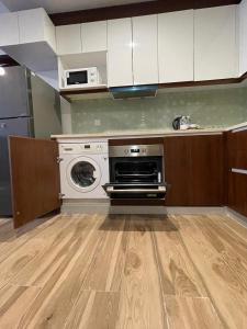 Apartment close to Millennium with 2 bedrooms