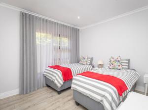 Golf & Leisure Delight - Pecanwood Golf Estate - Hartbeespoort