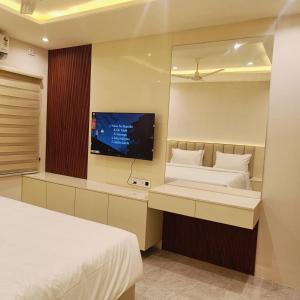 Amstay Inn