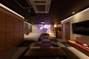 Tsuzumi Suite - Private Cinema & Immersive Stay in Kanazawa