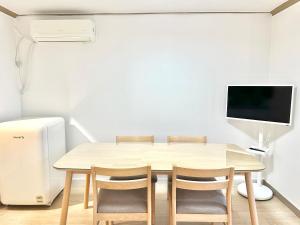 CREAM CHACHA STAY Hongdae Station 3min walk