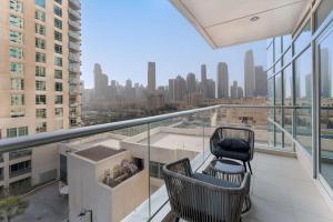 StayShort - Stylish 2BR Apartment in Downtown Sleeps 4