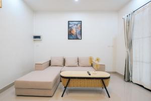 11 House - 9 mins drive to LeeGarden