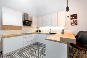 Premium City Center Apartment-Main Street