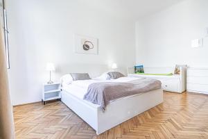 Stylish shared Apt for Longstays Margareten, Up to 5P